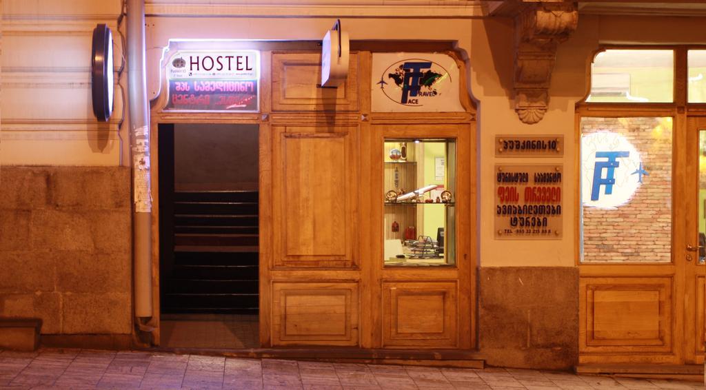 Pushkin 10 Hostel Tiflis Dış mekan fotoğraf